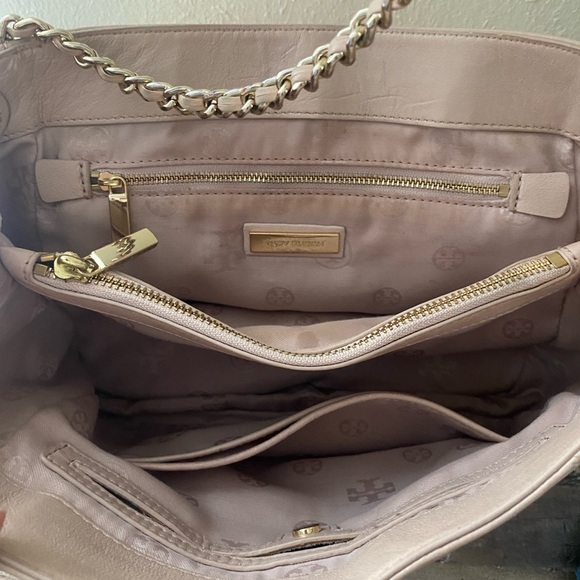 Tory Burch Tan Quilted Shoulder Bag with Chain Strap - Picture 13 of 16